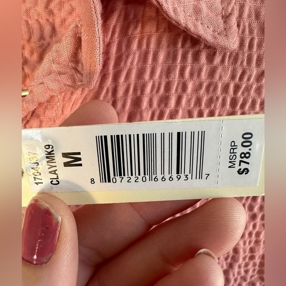 NWT Max Studio Coral Button Down Collared Women’s Blouse Size Medium - Picture 10 of 12